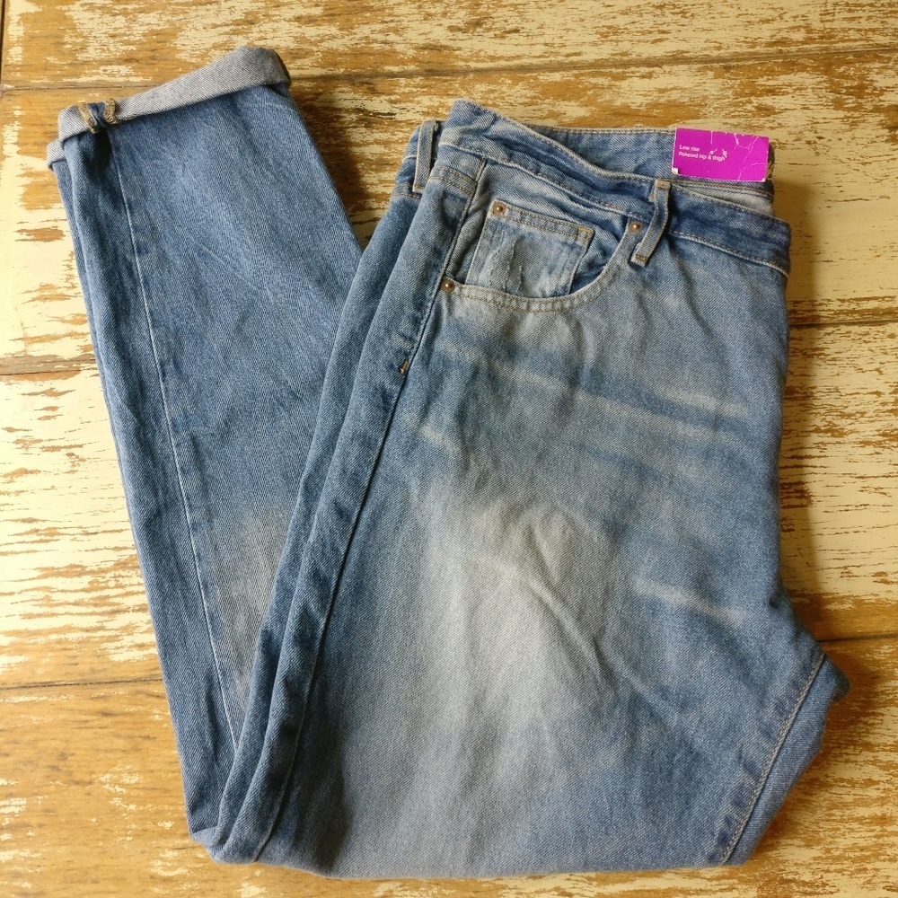 NWT Mossimo Boyfriend Jeans